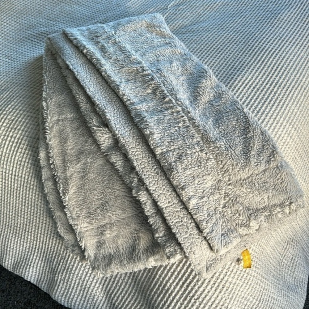 Summer & Rose Grey Blanket